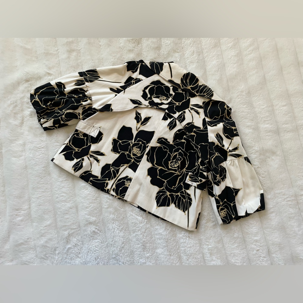Cache Jacket. - Picture 6 of 16
